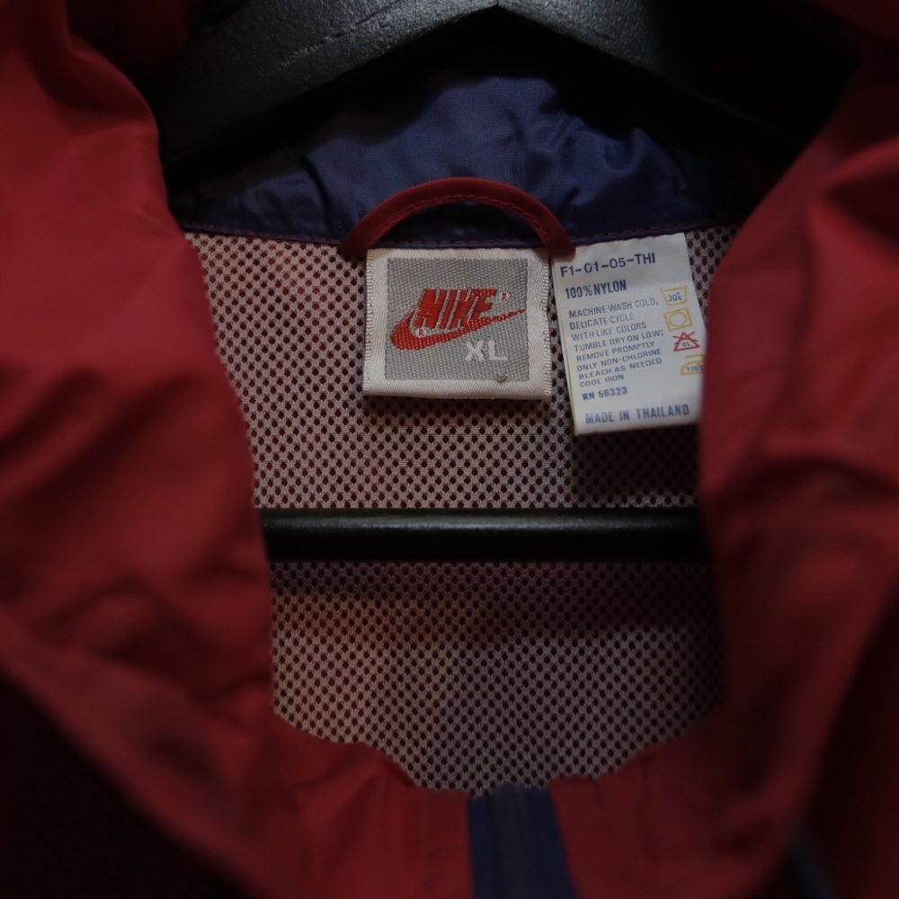 Vintage Nike Windbreaker - Picture 3 of 5